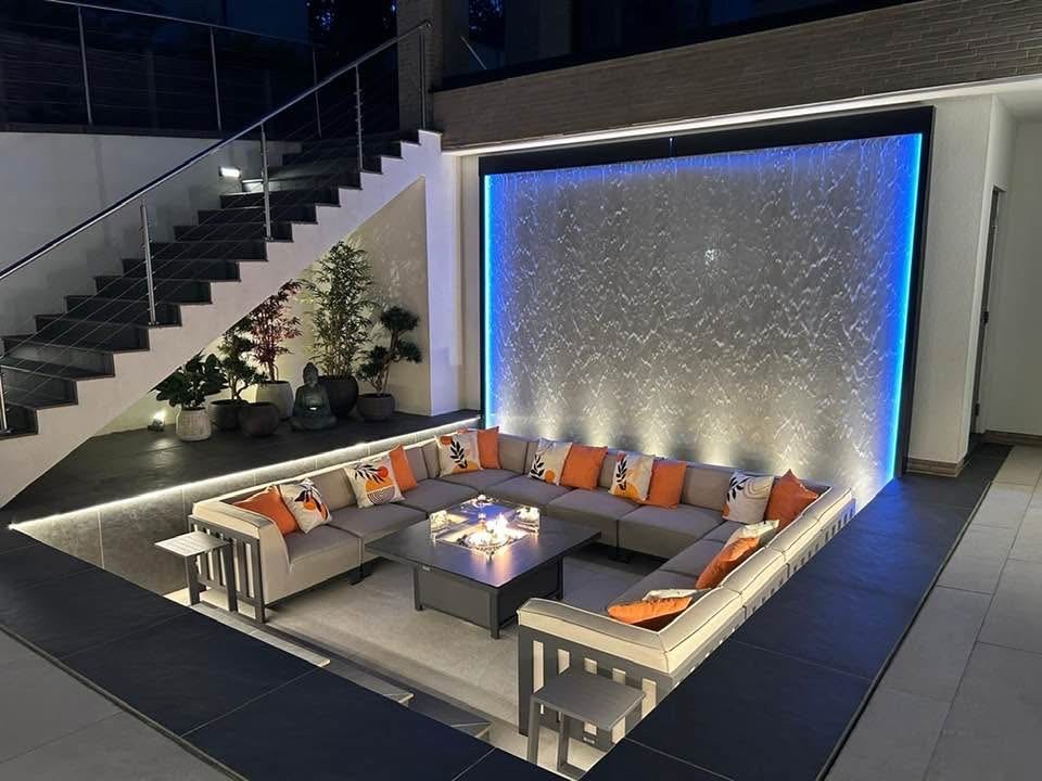 Large bespoke water wall feature